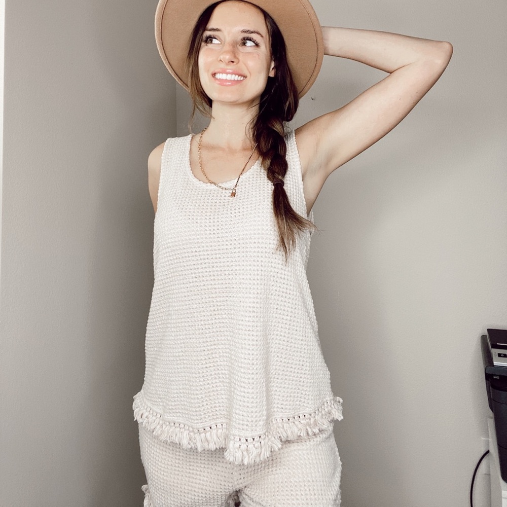 Knit Tassel Tank and Shorts Set - Picture 6 of 9